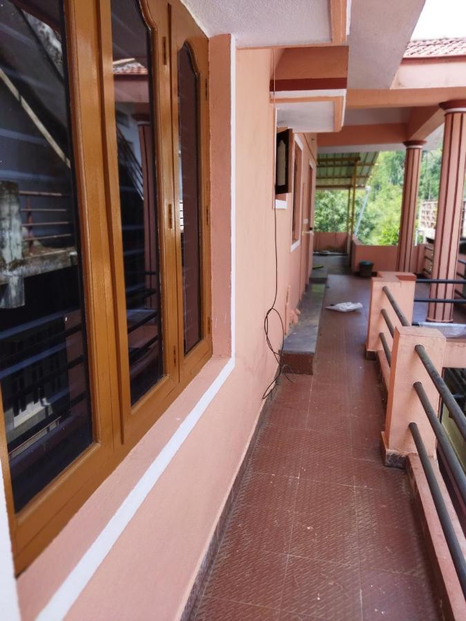 Hidden Gem Home Stay Madikeri Bagian luar foto
